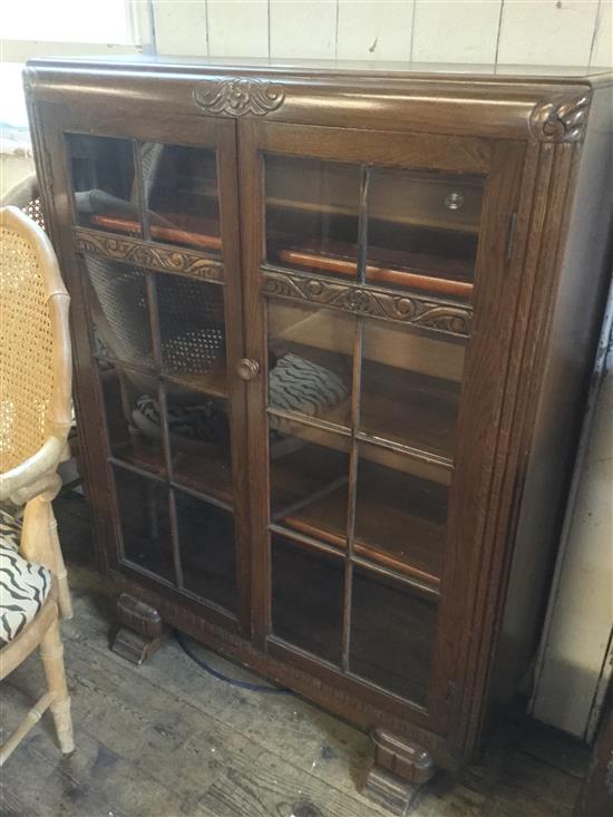 1930s glazed bookcase(-)